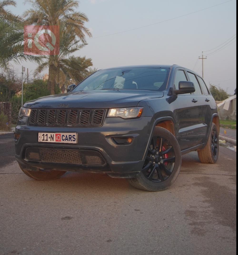 جيب جراند شيروكي